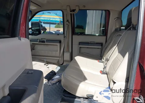 2010 Ford F-250 Cabela's/King Ranch/Lariat/Xl/Xlt z USA, uszkodzony, nr VIN 1FTSW2B58AEB17762